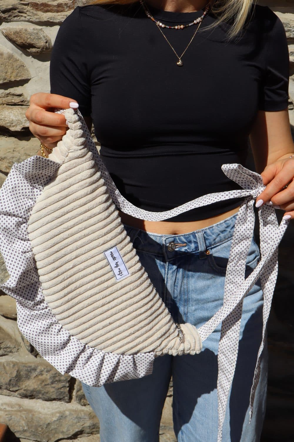 Moon Bag mit Rüschen