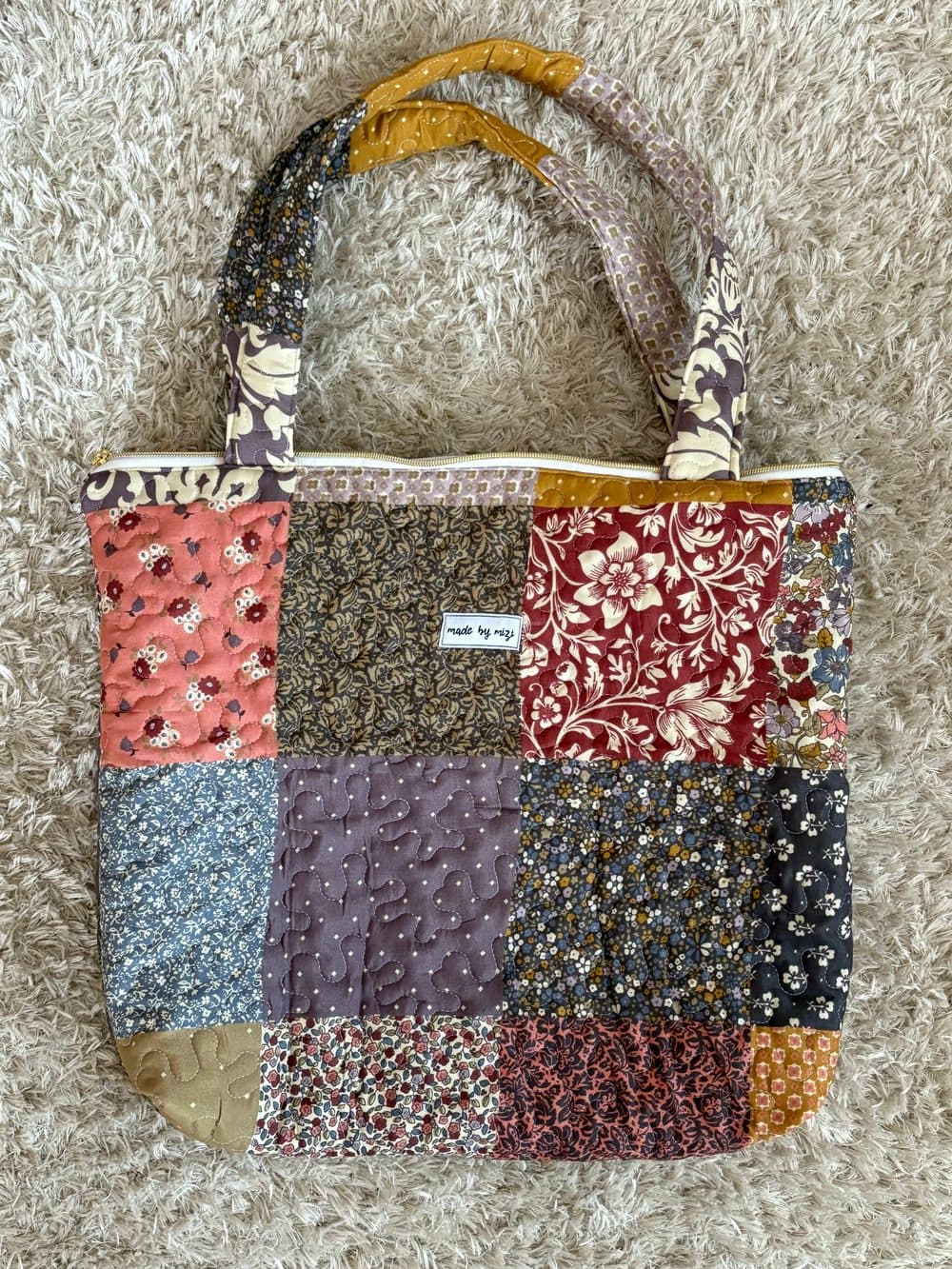 Große Tasche mit Reißverschluss 2