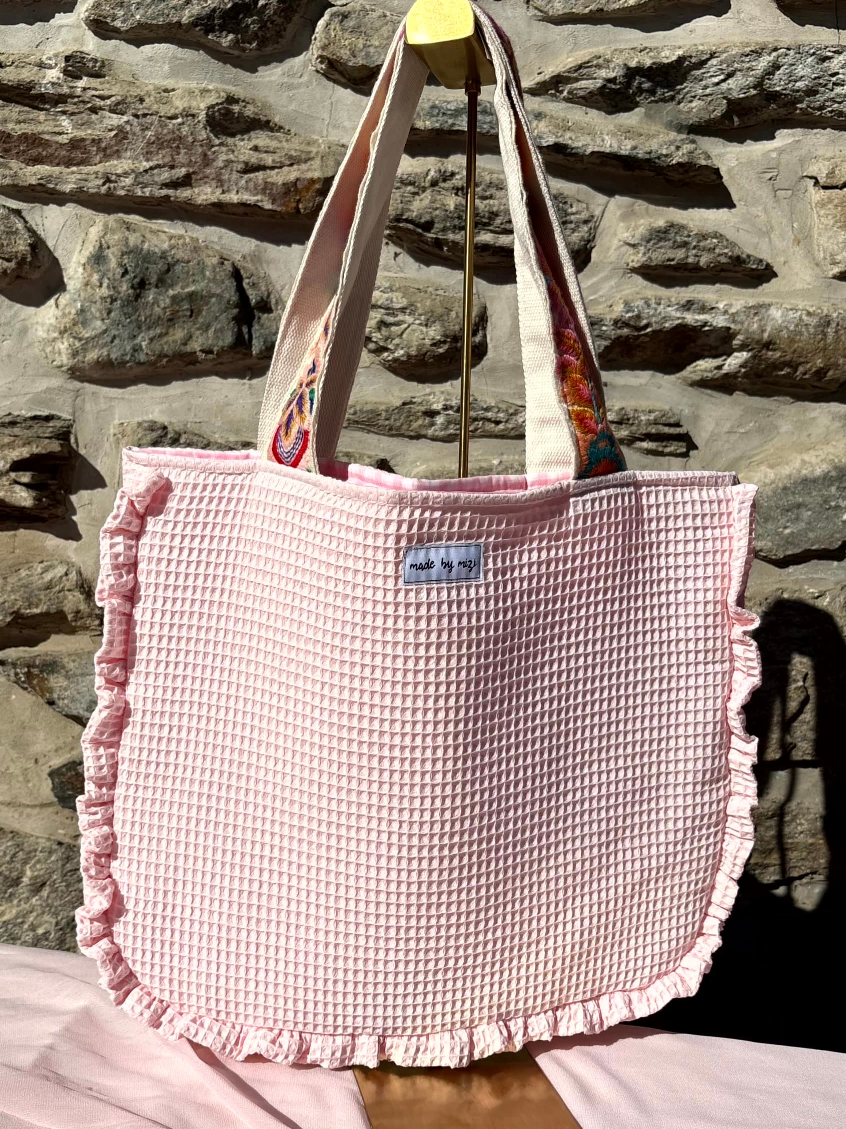 Tasche mit Rüschen