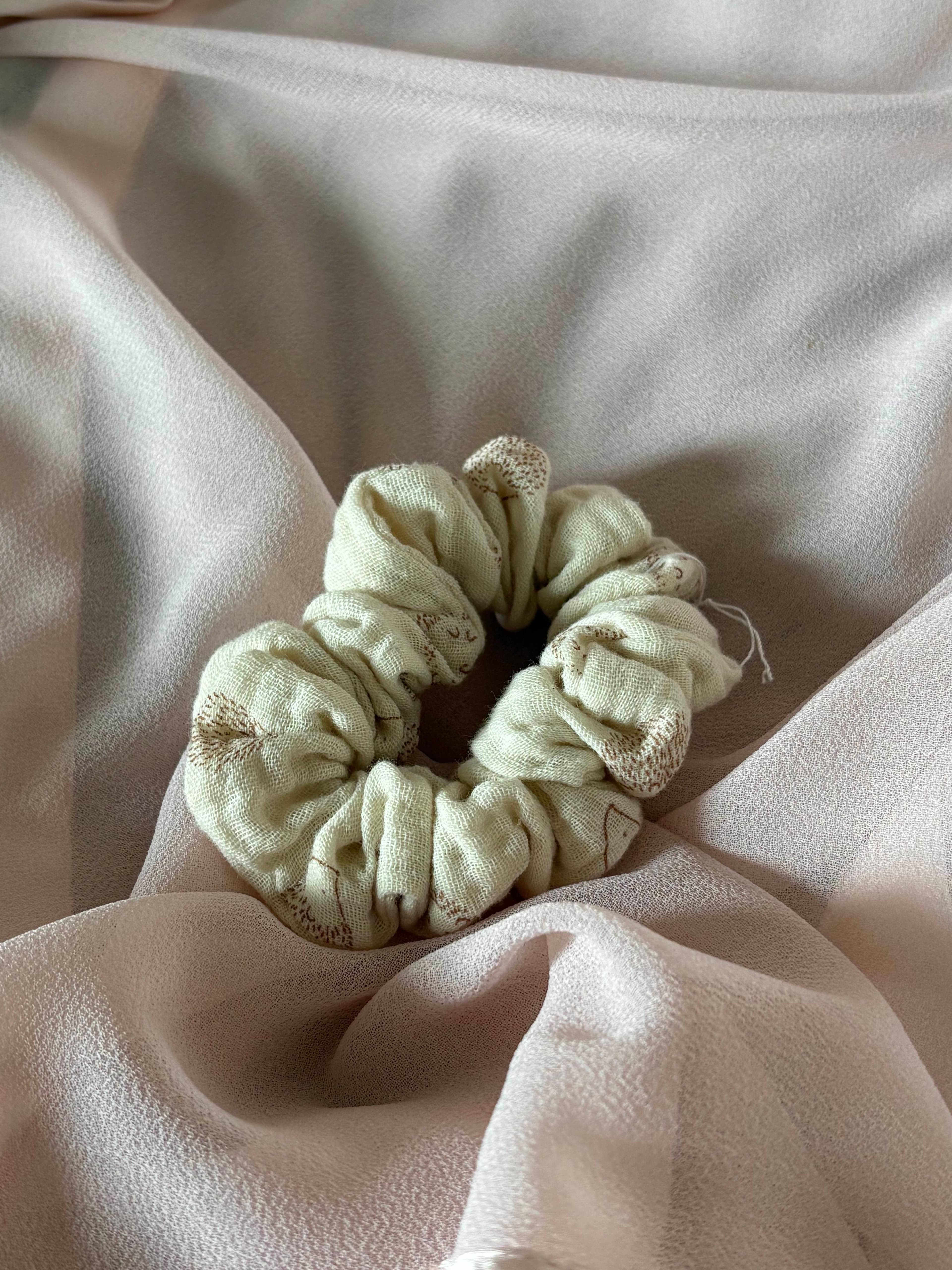Scrunchie – handgenähtes Einzelstück aus Österreich, made by mizi
